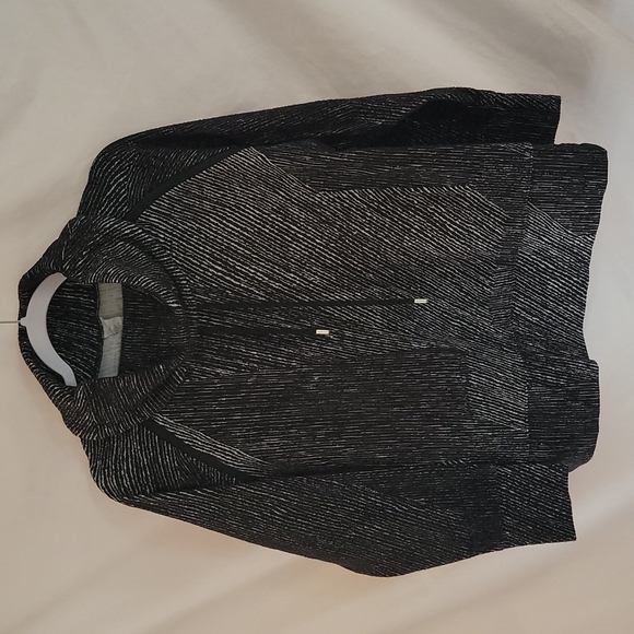 Sweater - Picture 1 of 3